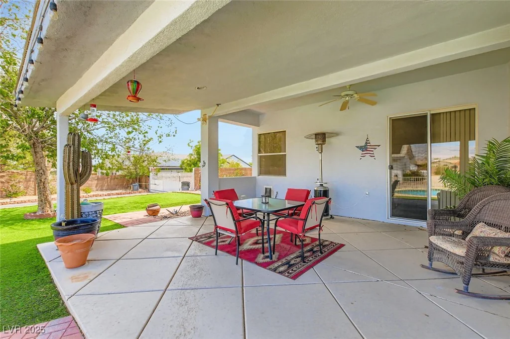 8640 Horse, Las Vegas, NV 89143