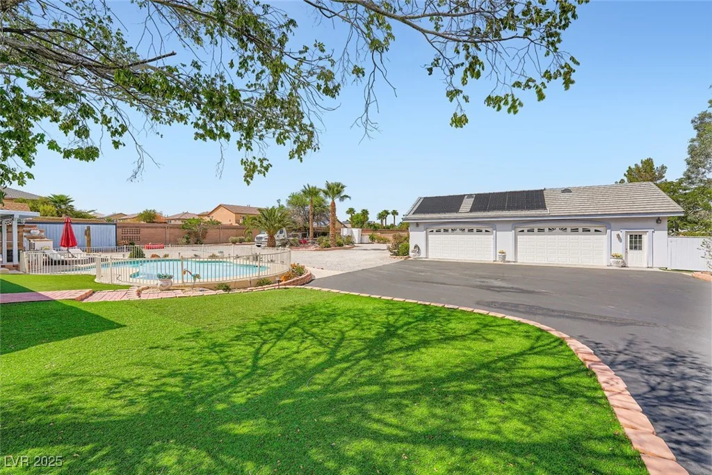 8640 Horse, Las Vegas, NV 89143