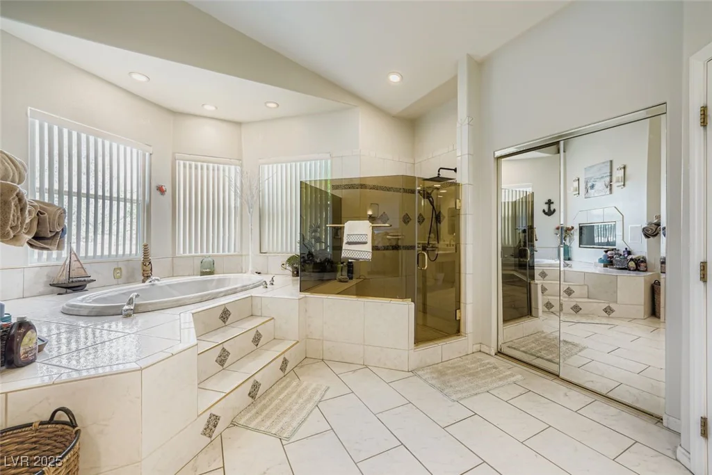 8640 Horse, Las Vegas, NV 89143