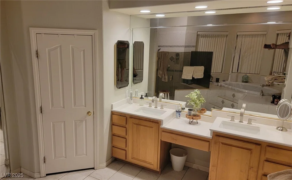 8640 Horse, Las Vegas, NV 89143