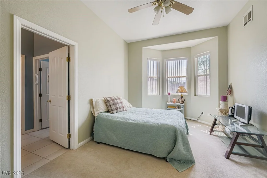 8640 Horse, Las Vegas, NV 89143