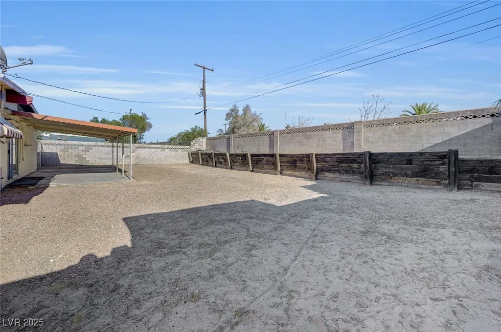 1597 Capistrano, Las Vegas, NV 89169