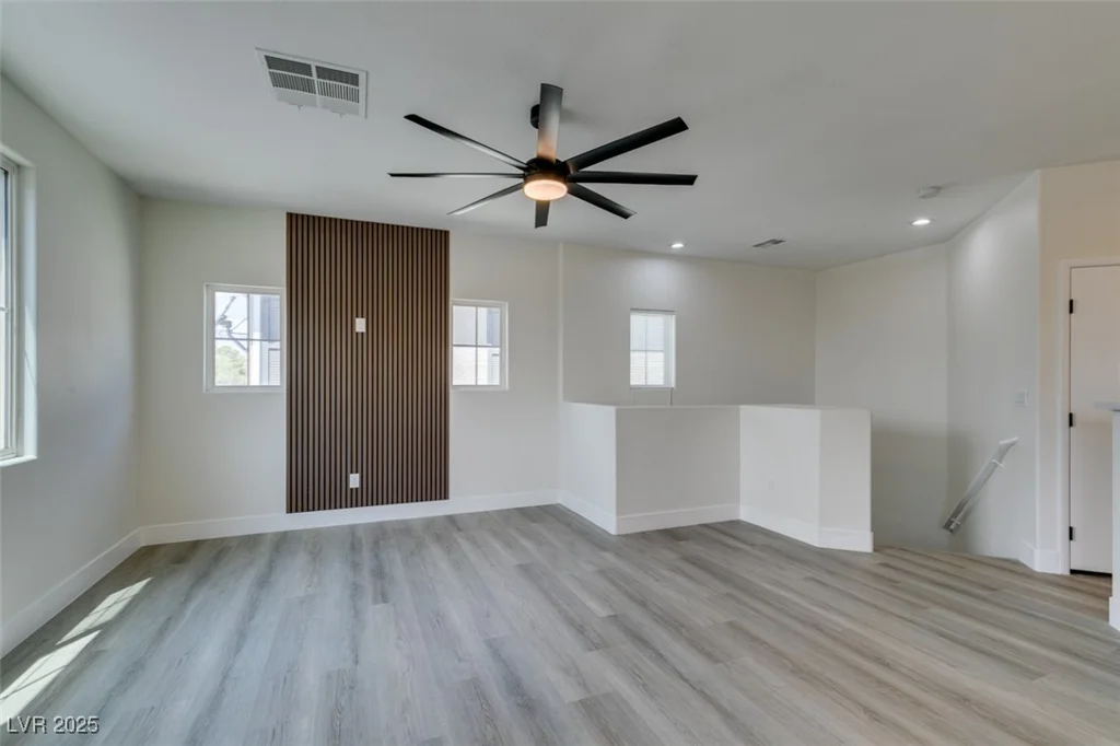 6158 Calm Breeze, Las Vegas, NV 89108