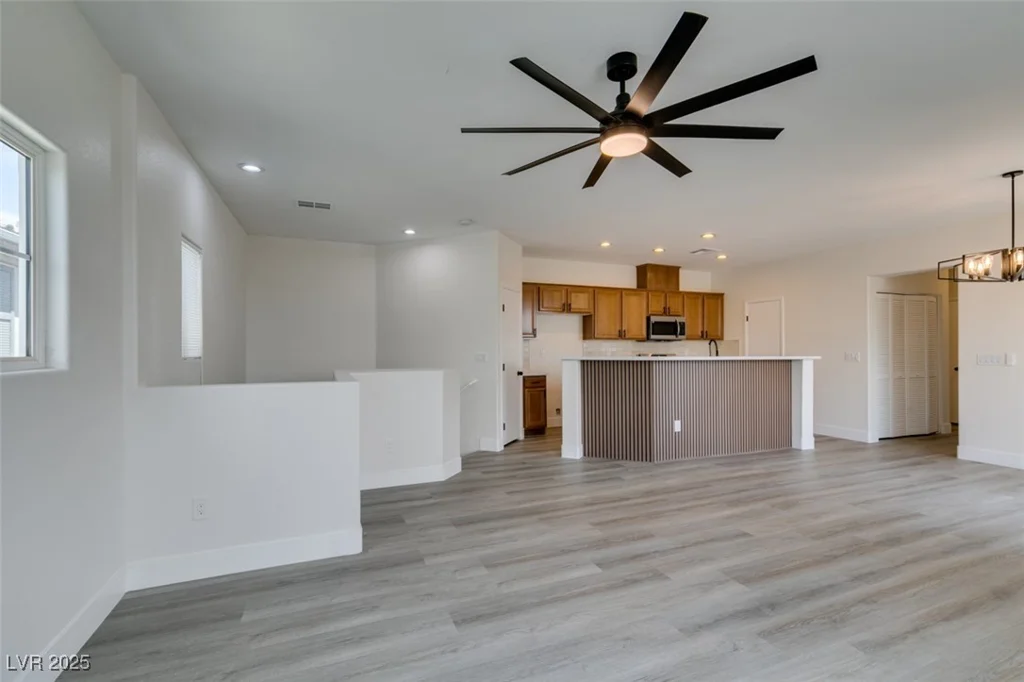 6158 Calm Breeze, Las Vegas, NV 89108