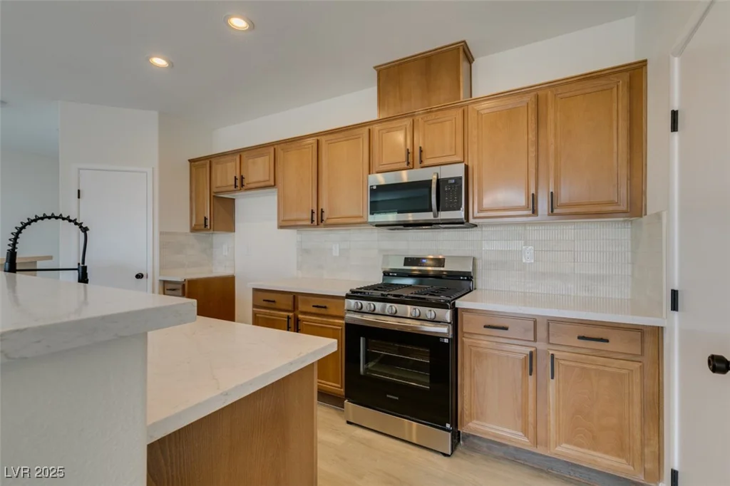 6158 Calm Breeze, Las Vegas, NV 89108