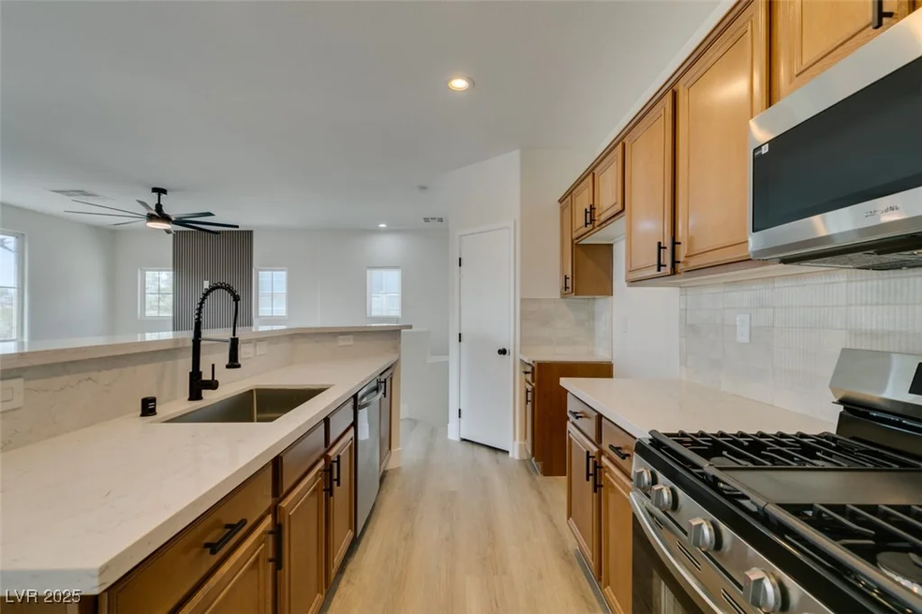 6158 Calm Breeze, Las Vegas, NV 89108