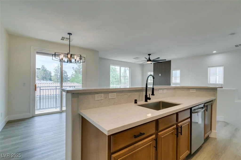 6158 Calm Breeze, Las Vegas, NV 89108