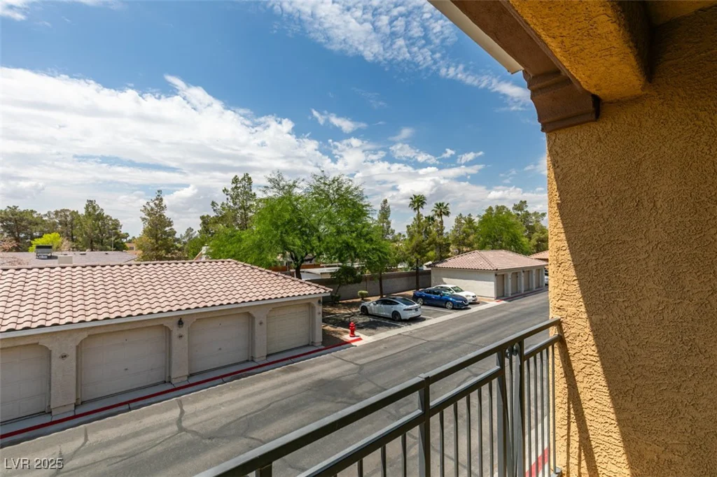 6158 Calm Breeze, Las Vegas, NV 89108