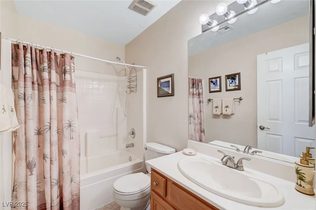 6670 Montezuma Castle, North Las Vegas, NV 89084