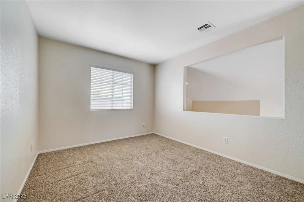 6670 Montezuma Castle, North Las Vegas, NV 89084