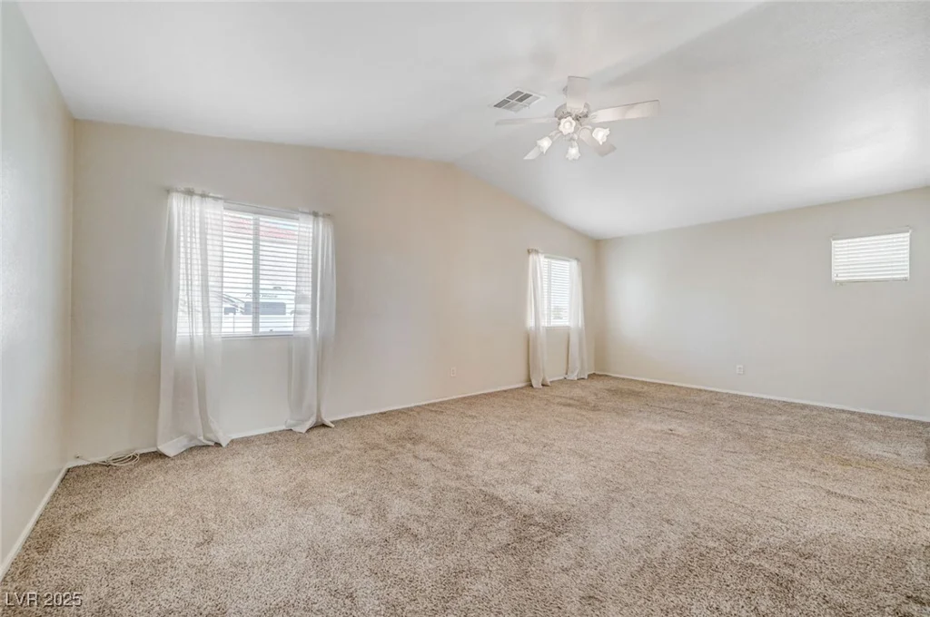 6670 Montezuma Castle, North Las Vegas, NV 89084