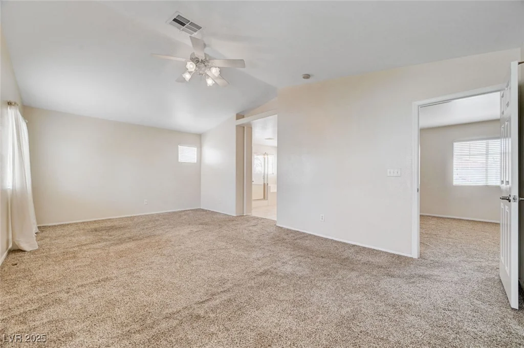 6670 Montezuma Castle, North Las Vegas, NV 89084