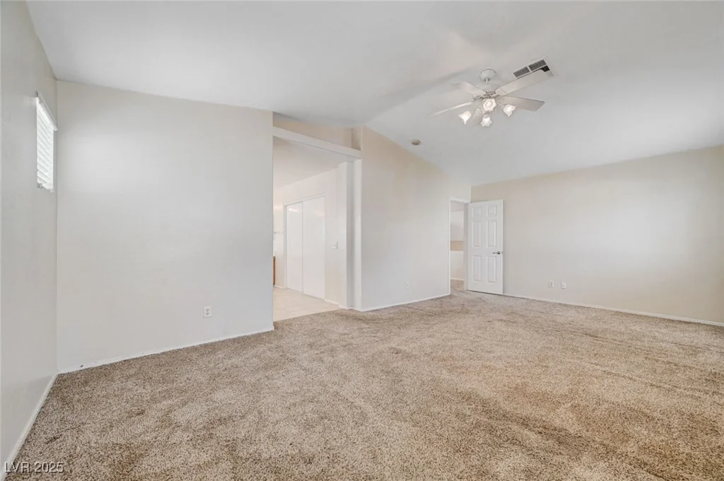 6670 Montezuma Castle, North Las Vegas, NV 89084