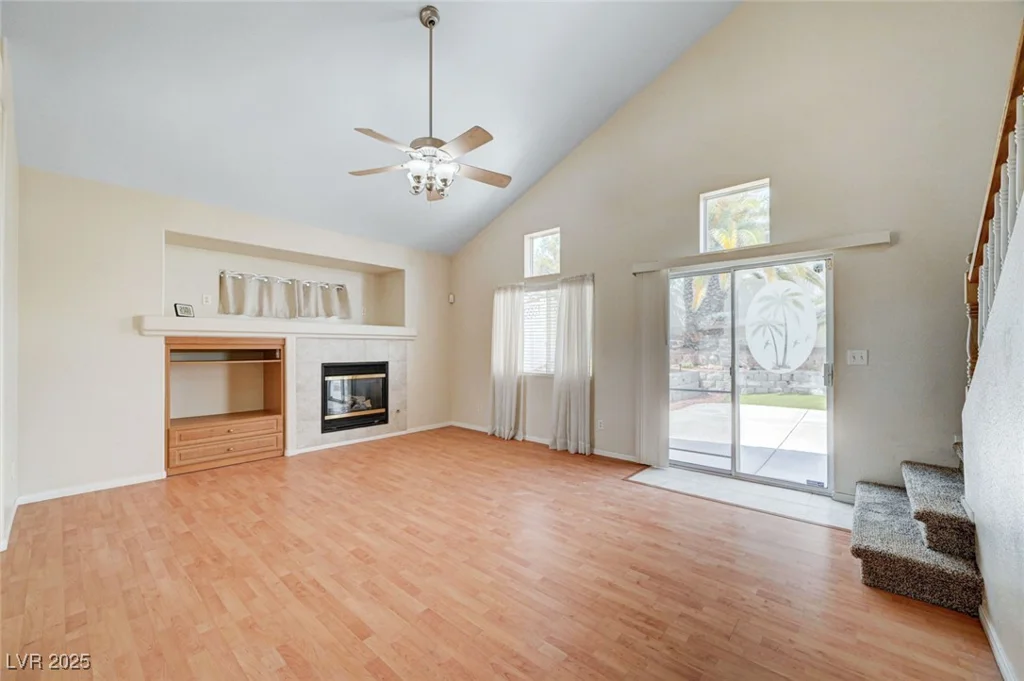6670 Montezuma Castle, North Las Vegas, NV 89084