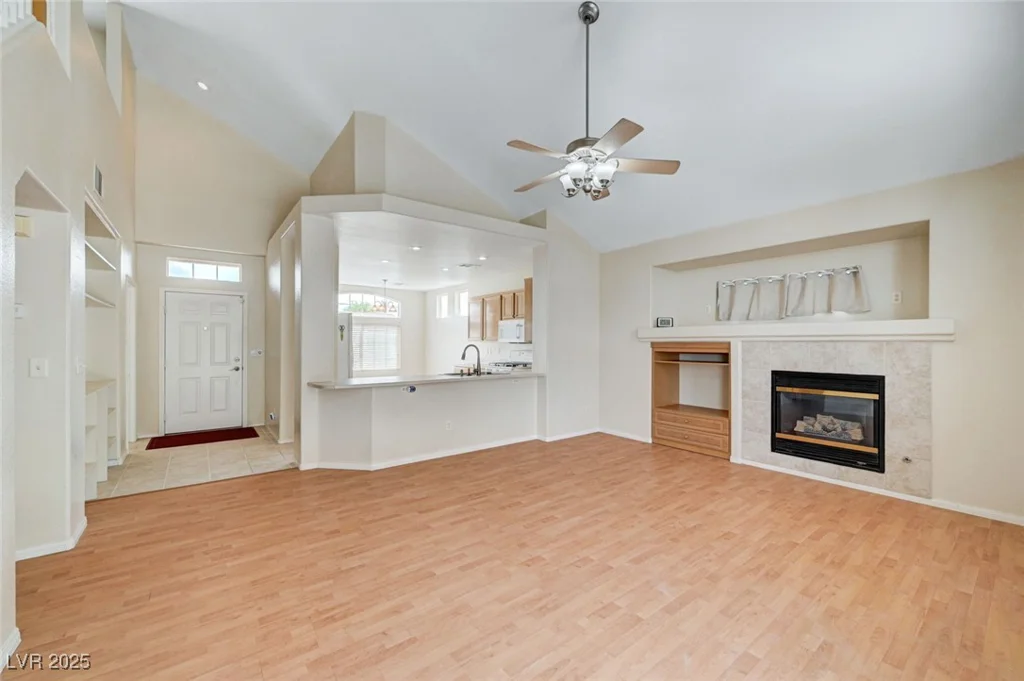 6670 Montezuma Castle, North Las Vegas, NV 89084