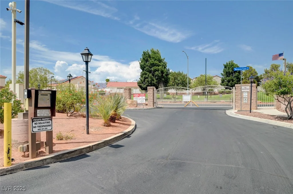 6670 Montezuma Castle, North Las Vegas, NV 89084