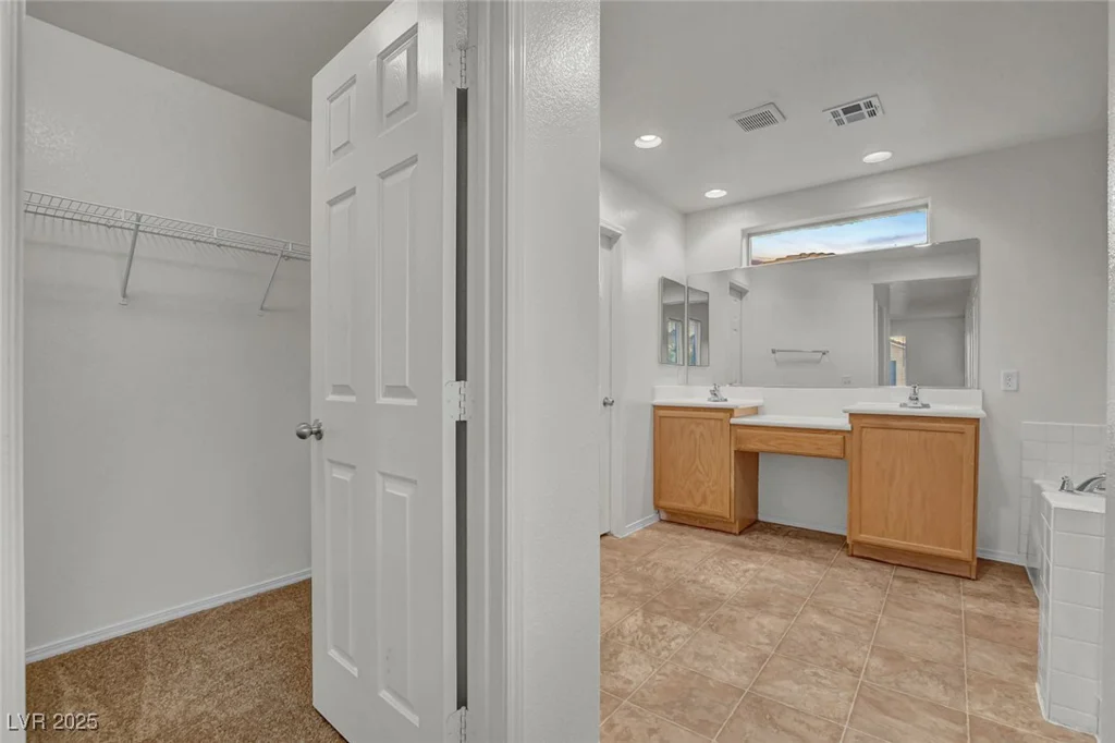 962 Grand Cerritos, Las Vegas, NV 89183