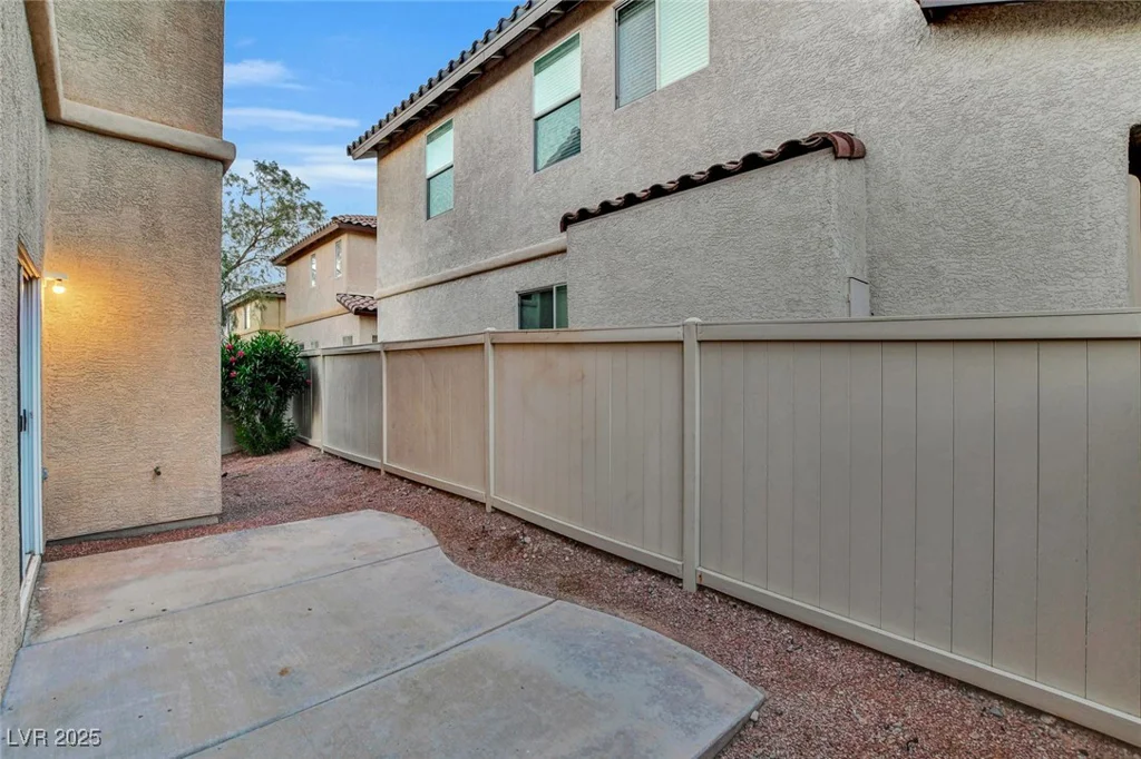 962 Grand Cerritos, Las Vegas, NV 89183