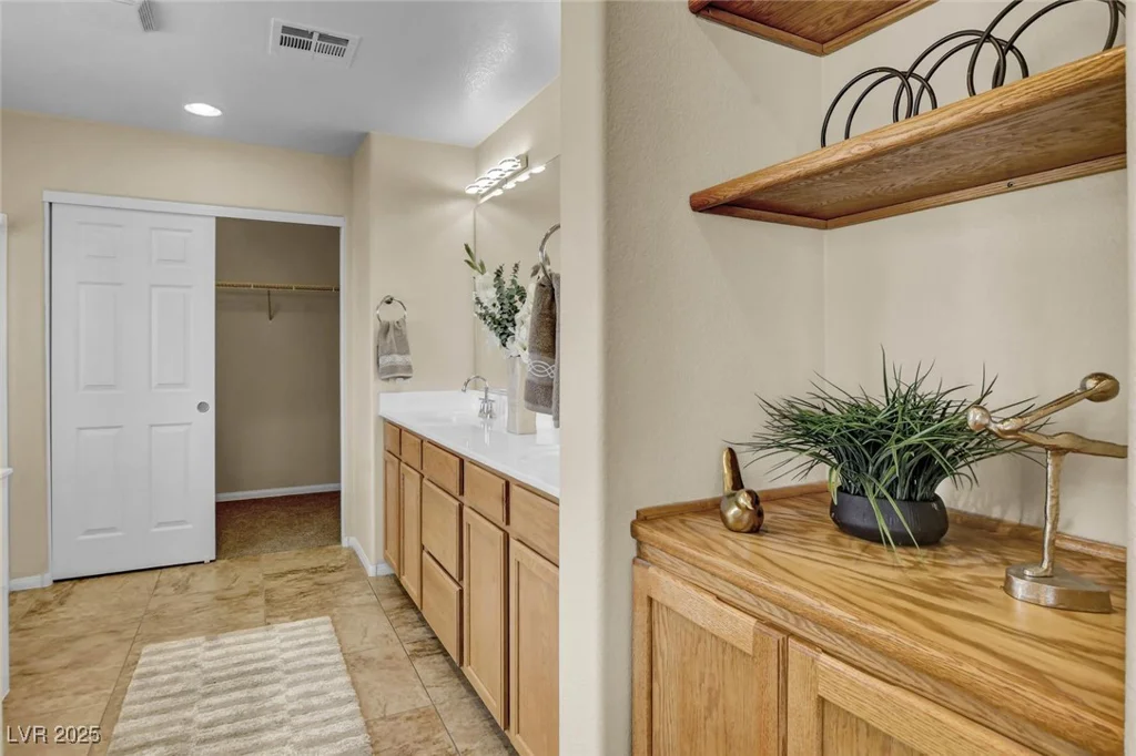 4944 SEVIER DESERT, North Las Vegas, NV 89081