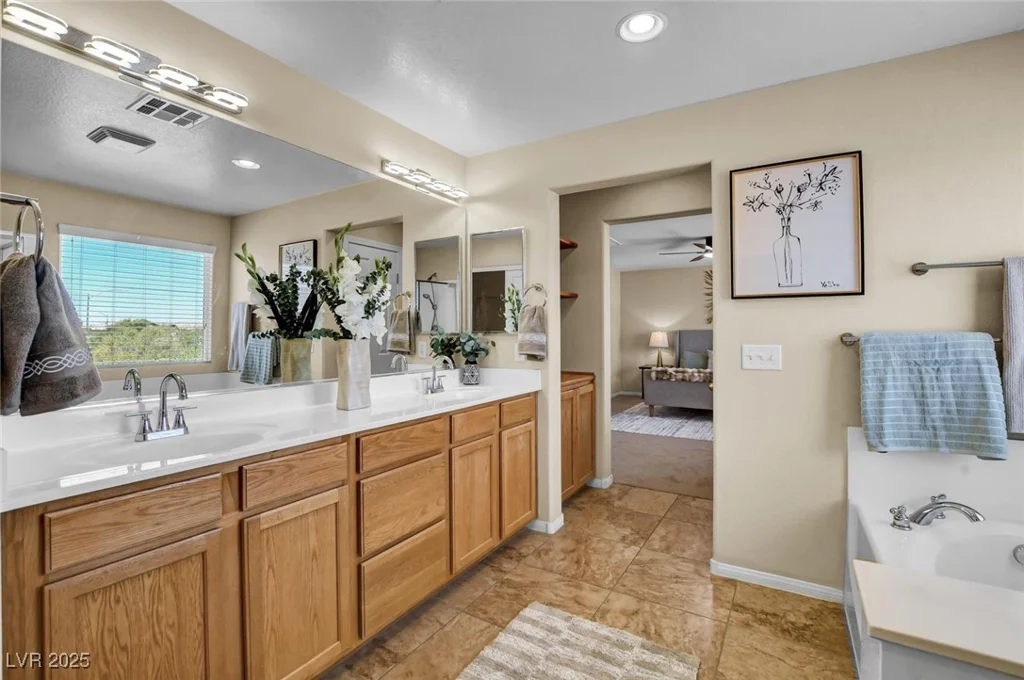 4944 SEVIER DESERT, North Las Vegas, NV 89081