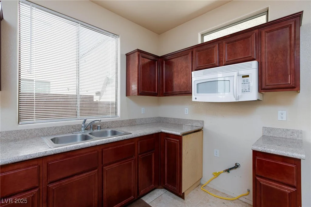 9748 Villa Lorena, Las Vegas, NV 89147