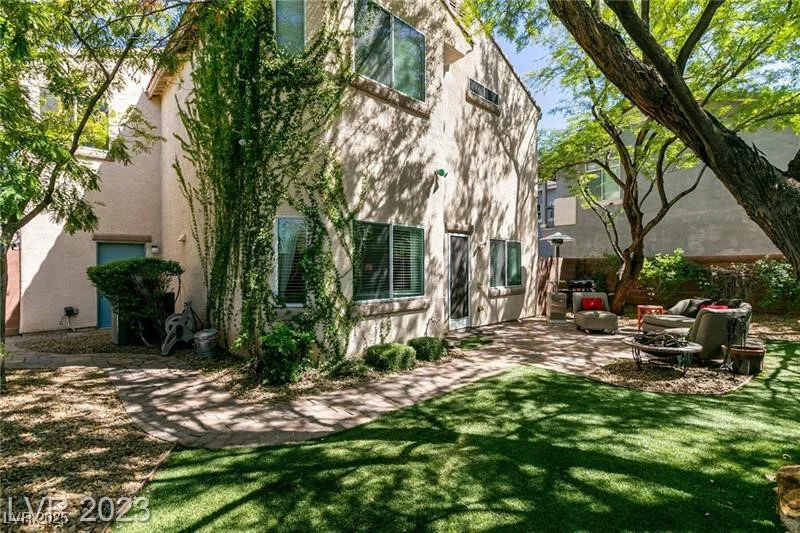 8355 Gardena Hills, Las Vegas, NV 89178