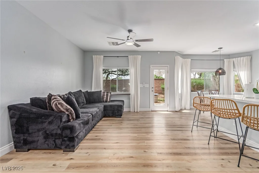 8355 Gardena Hills, Las Vegas, NV 89178