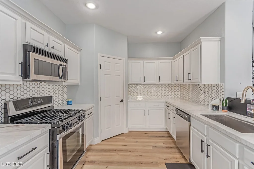 8355 Gardena Hills, Las Vegas, NV 89178