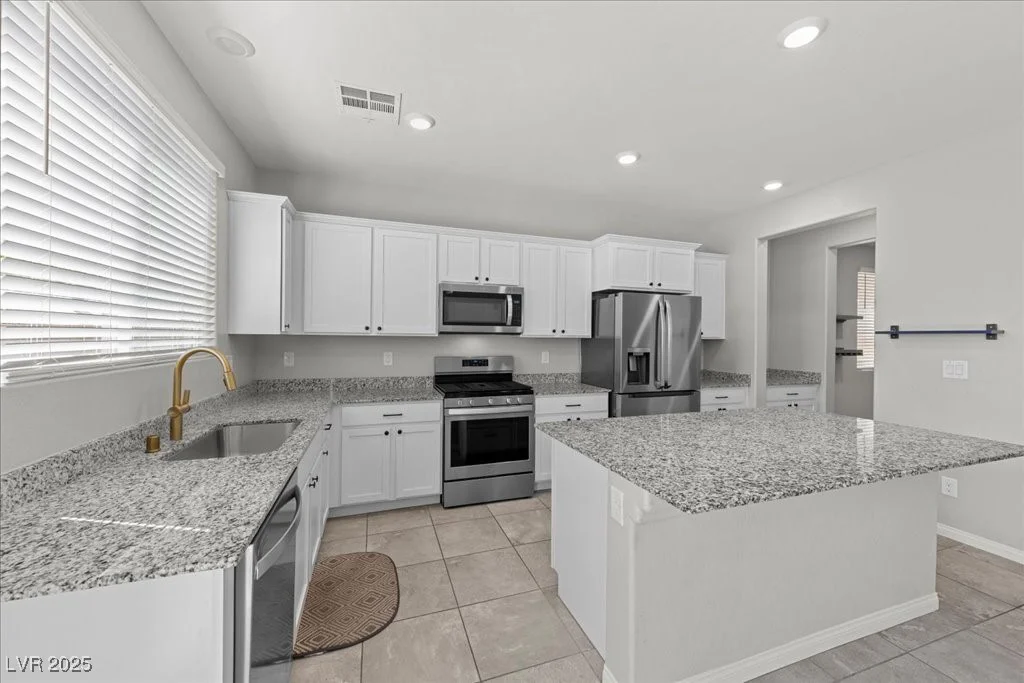 7726 Candle Rock, North Las Vegas, NV 89084