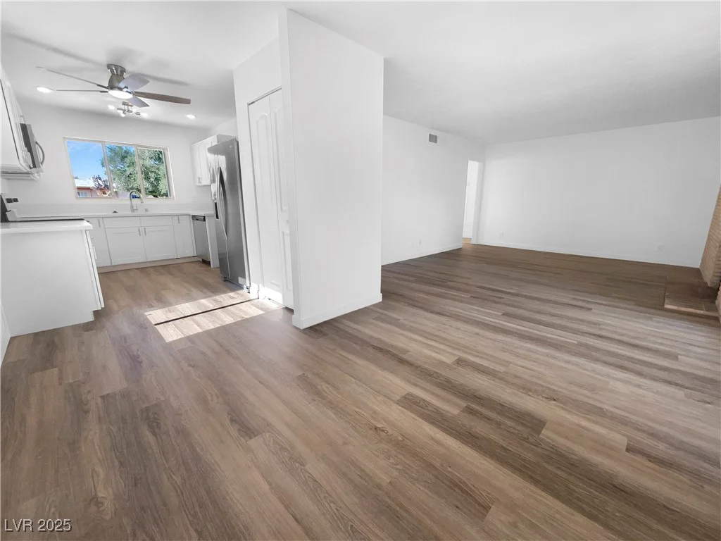 4201 Las Lomas, Las Vegas, NV 89102