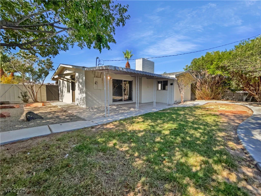 4201 Las Lomas, Las Vegas, NV 89102