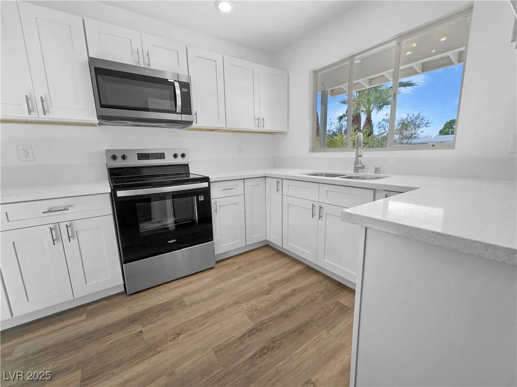4201 Las Lomas, Las Vegas, NV 89102