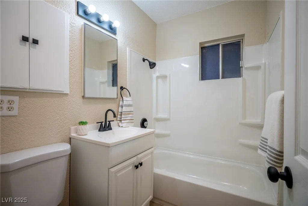 211 Nebraska, Henderson, NV 89015