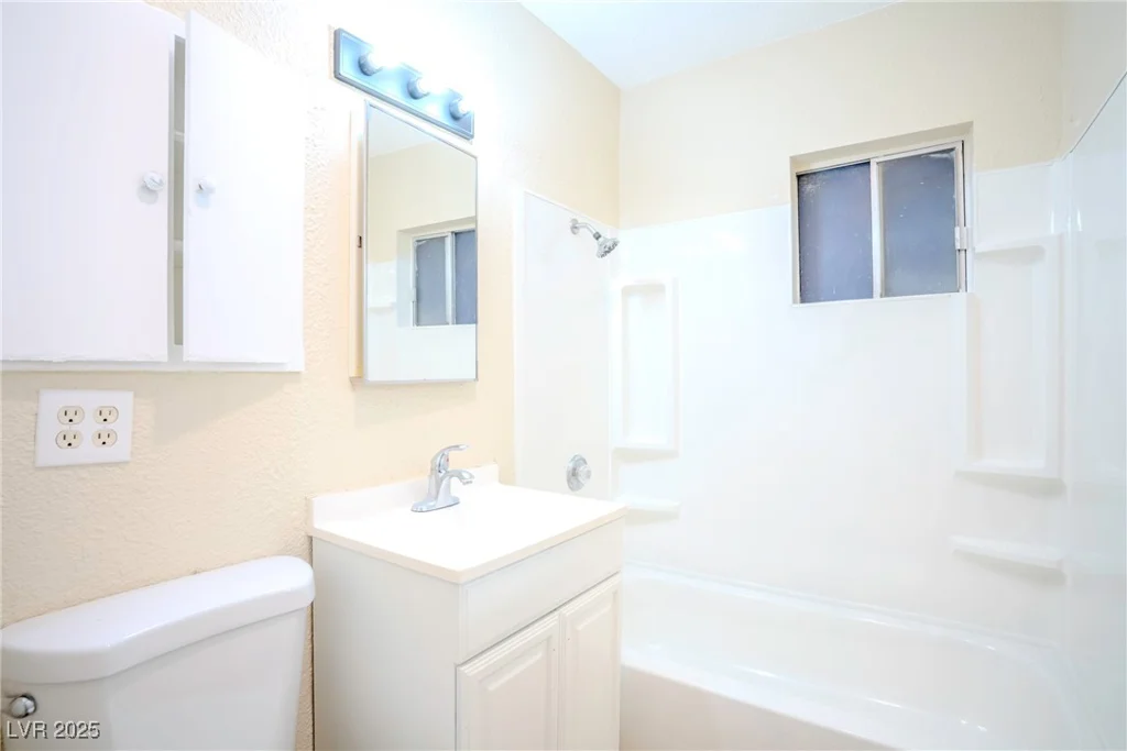 211 Nebraska, Henderson, NV 89015