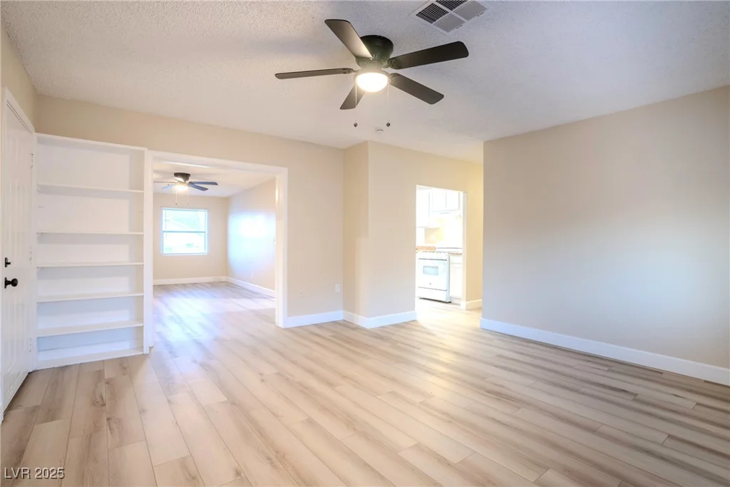 211 Nebraska, Henderson, NV 89015