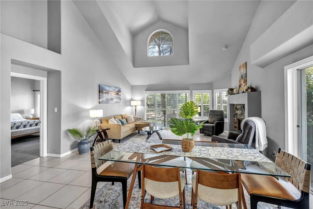 6954 Emerald Springs, Las Vegas, NV 89113