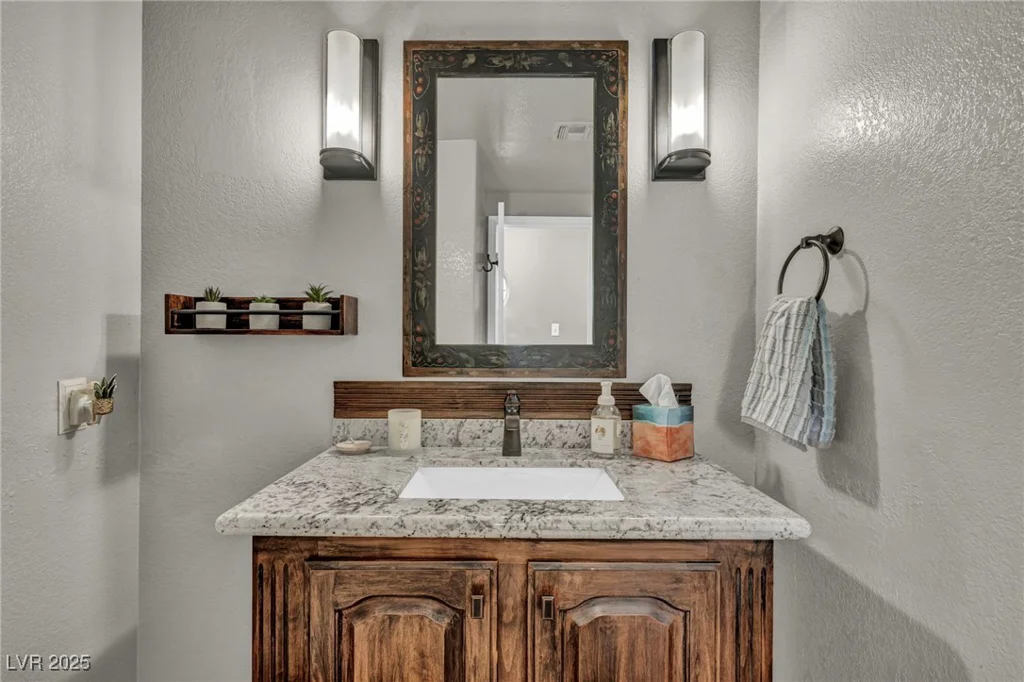 6954 Emerald Springs, Las Vegas, NV 89113