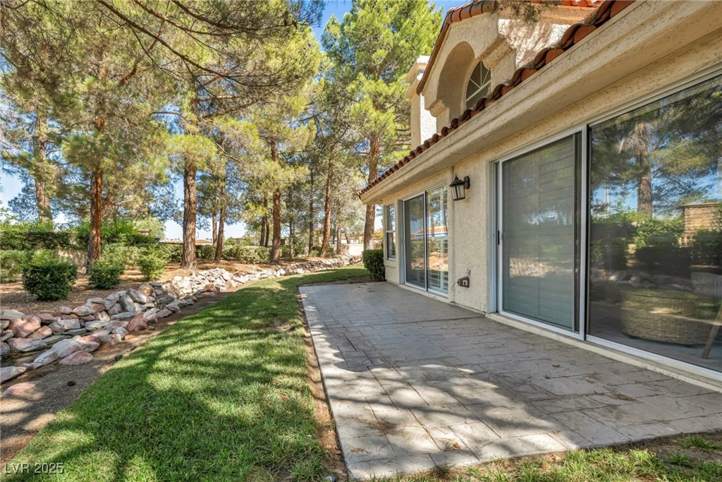 6954 Emerald Springs, Las Vegas, NV 89113