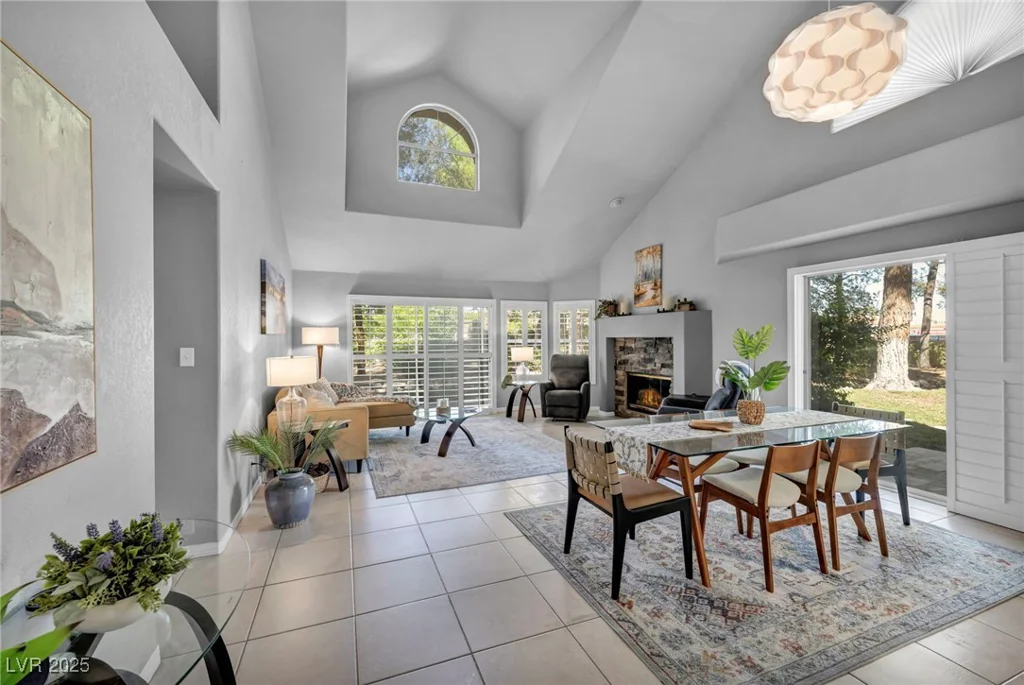 6954 Emerald Springs, Las Vegas, NV 89113