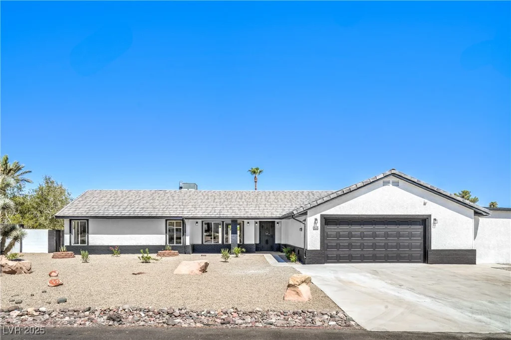 6120 Madre Mesa, Las Vegas, NV 89108