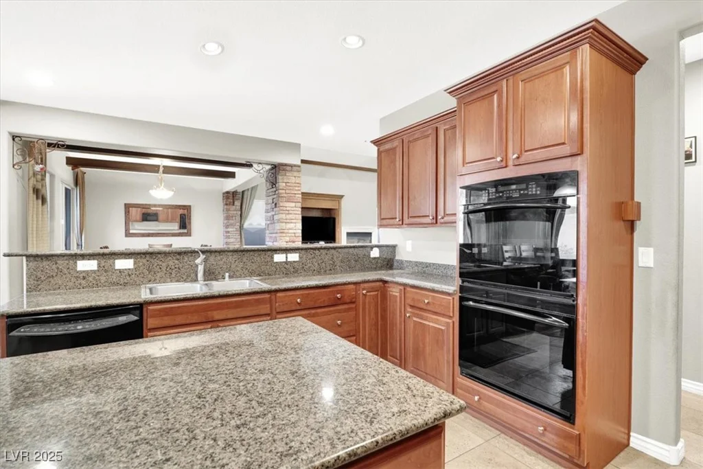 3916 Carol Bailey, North Las Vegas, NV 89081