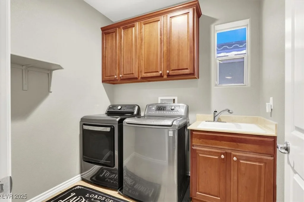3916 Carol Bailey, North Las Vegas, NV 89081