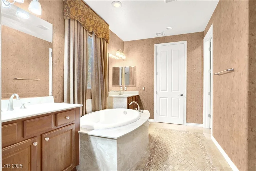 3916 Carol Bailey, North Las Vegas, NV 89081