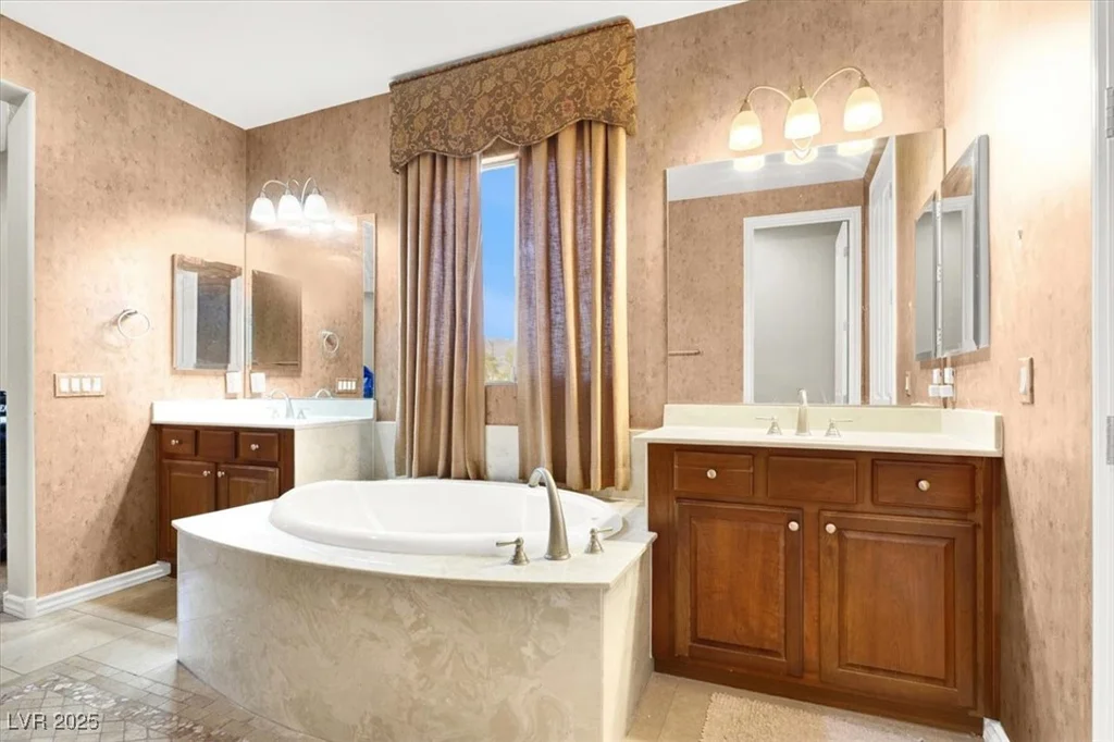 3916 Carol Bailey, North Las Vegas, NV 89081