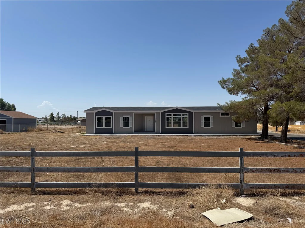 4561 Cheyenne, Pahrump, NV 89061