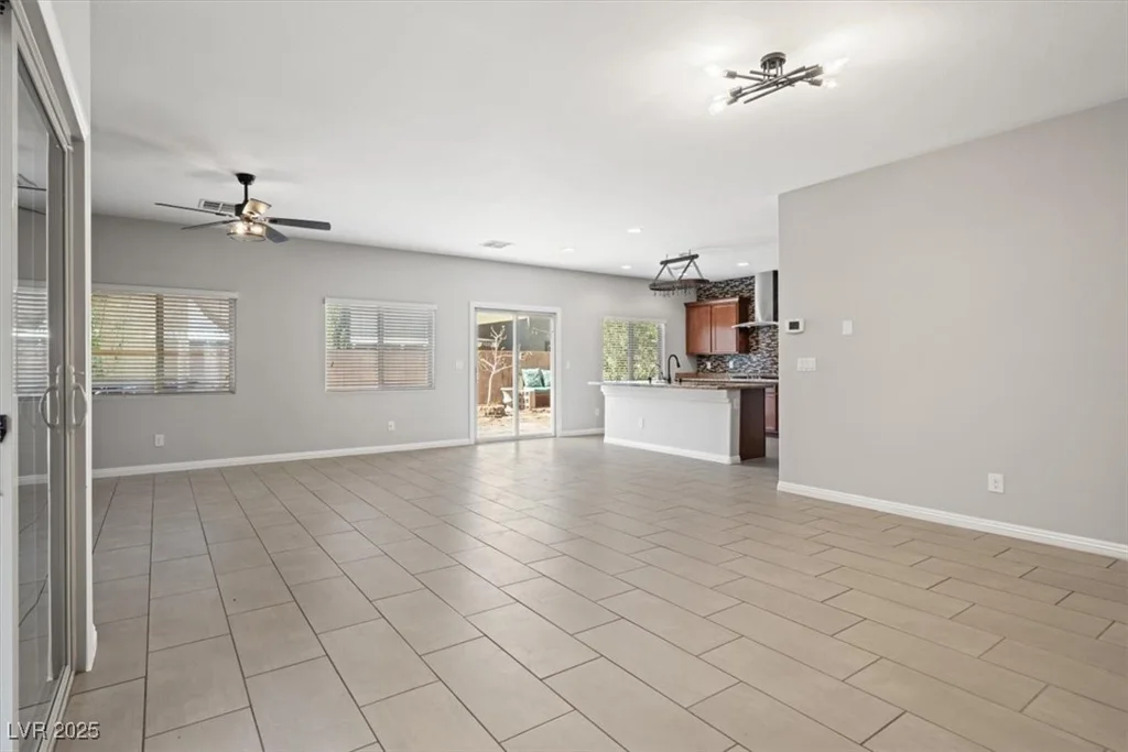 9143 Irish Elk, Las Vegas, NV 89149