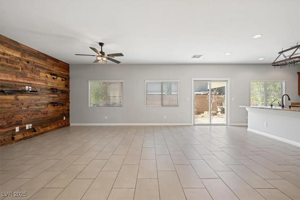 9143 Irish Elk, Las Vegas, NV 89149