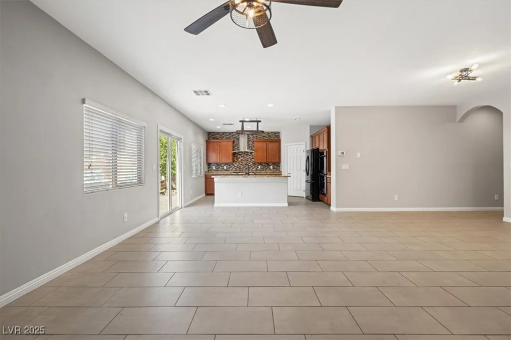 9143 Irish Elk, Las Vegas, NV 89149