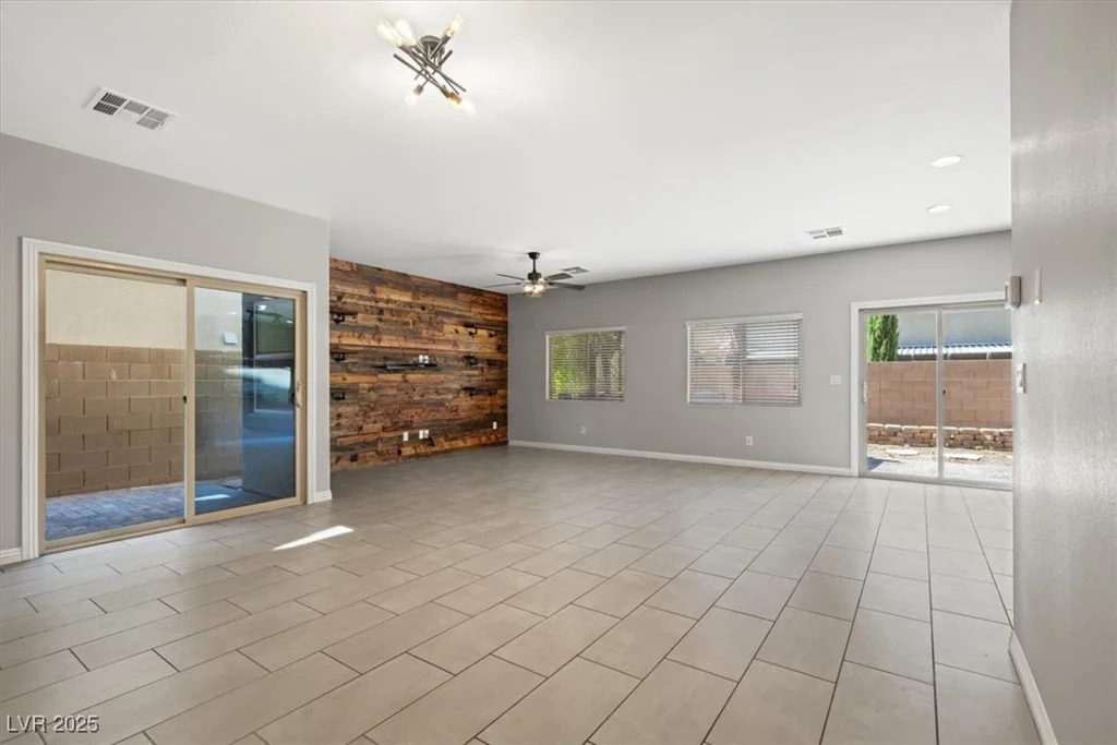 9143 Irish Elk, Las Vegas, NV 89149