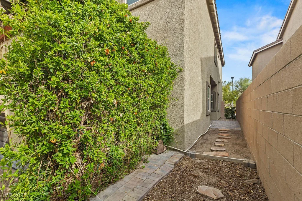 9143 Irish Elk, Las Vegas, NV 89149